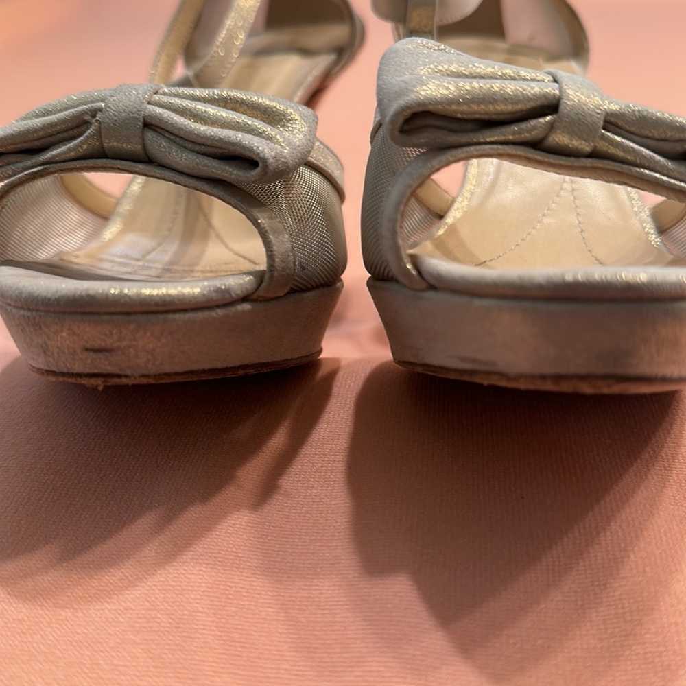 Kate Spade shoes, size 8 1/2 - Picture 9 of 10